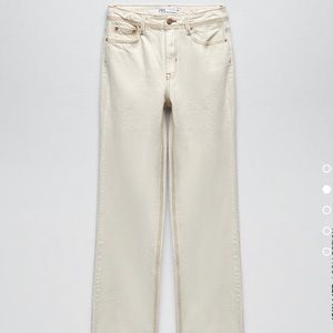 Zara/ white jeans/ never worn/ with tags/ size 2